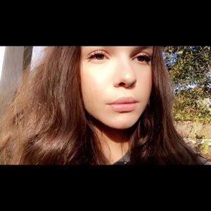 Meet your Posher, Nikki